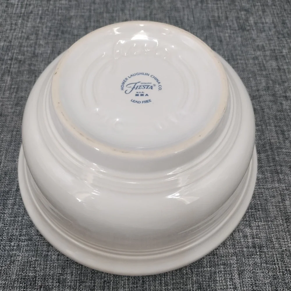 Fiesta White 8 1/2